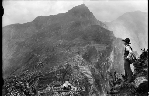 Autoretrato Martin Chambi desde Wayna Picchu