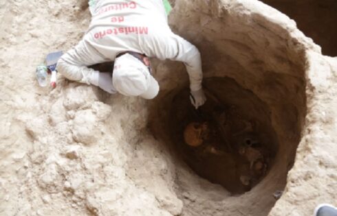 huaca las abejas tucume entierros 1
