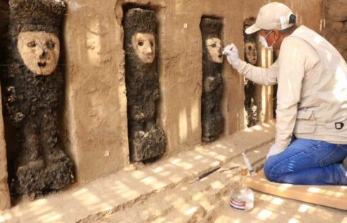 chanchan estatuillas madera 2018