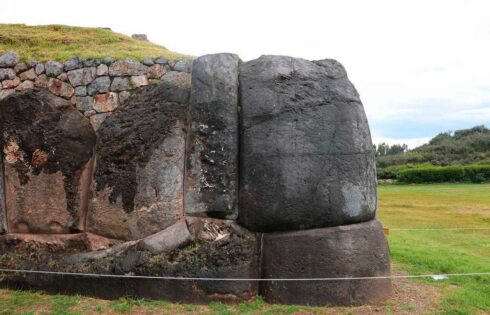 sacsayhuaman arquitectura sismorresistente