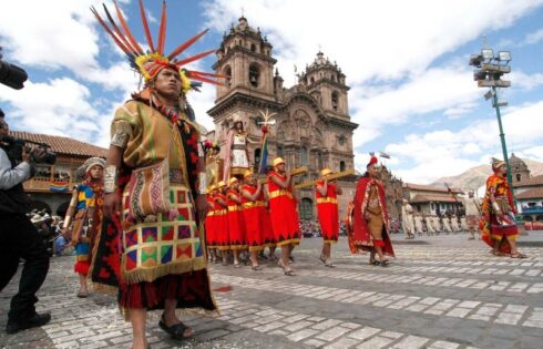 Arqueologia del Peru