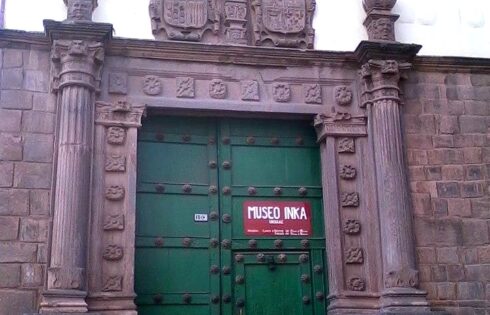 Cusco puertas ventas y balcones 171