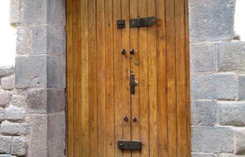 Cusco puertas ventas y balcones 41