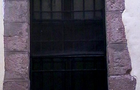 Cusco puertas ventas y balcones 72