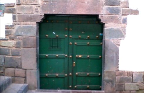 Cusco puertas ventas y balcones 75