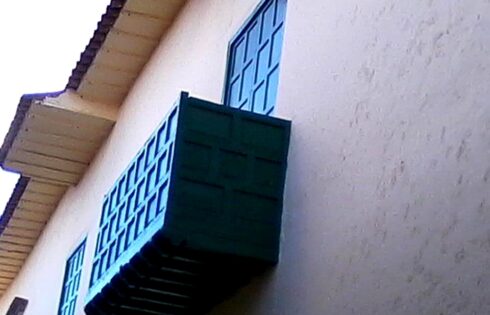 Cusco puertas ventas y balcones 77
