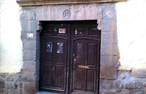 Cusco puertas ventas y balcones 86