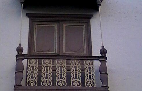 Cusco puertas ventas y balcones 93